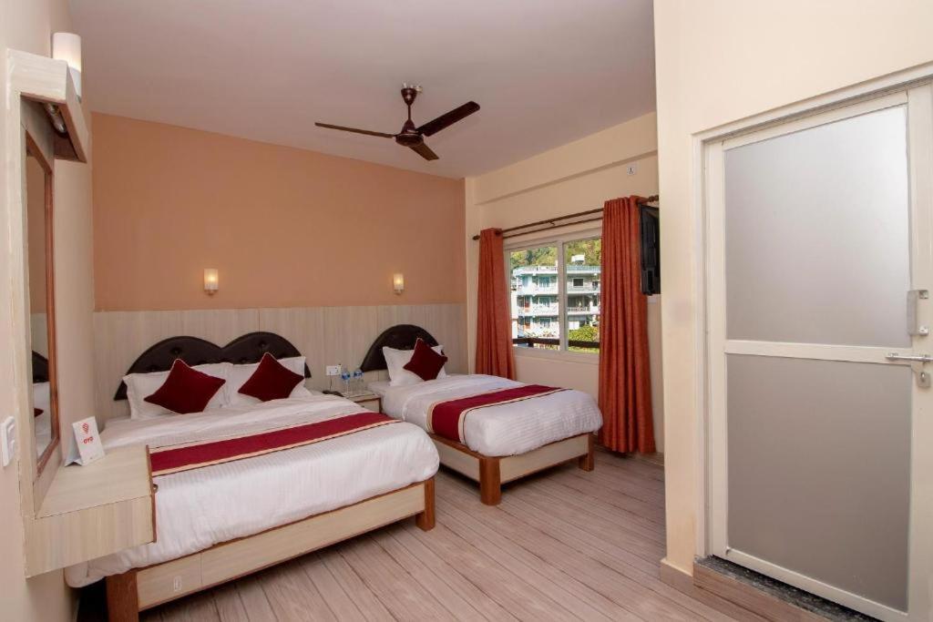 The Country Yard Hotel Pokhara Exterior photo