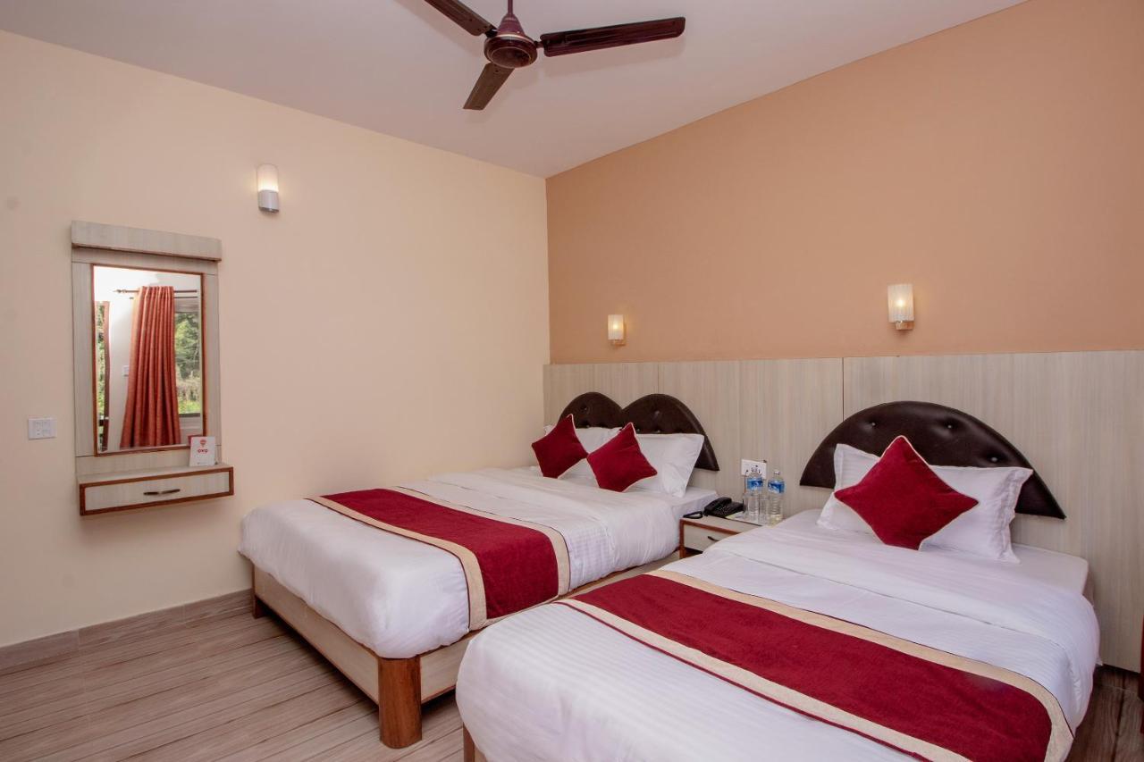 The Country Yard Hotel Pokhara Exterior photo