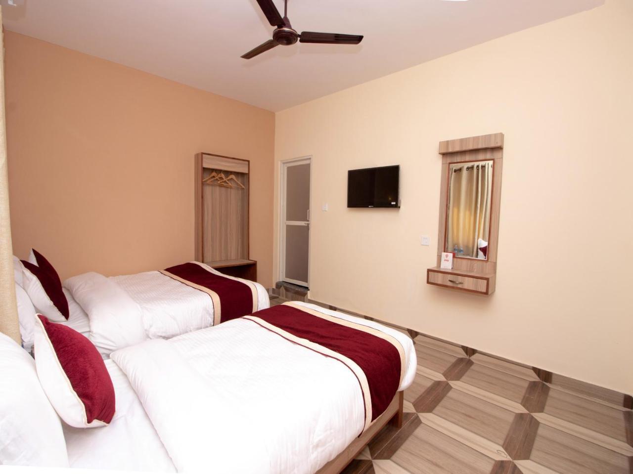 The Country Yard Hotel Pokhara Exterior photo
