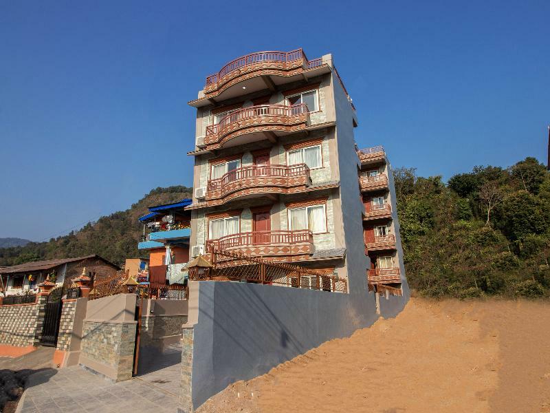 The Country Yard Hotel Pokhara Exterior photo