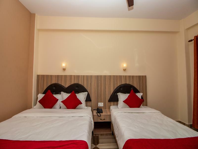 The Country Yard Hotel Pokhara Exterior photo