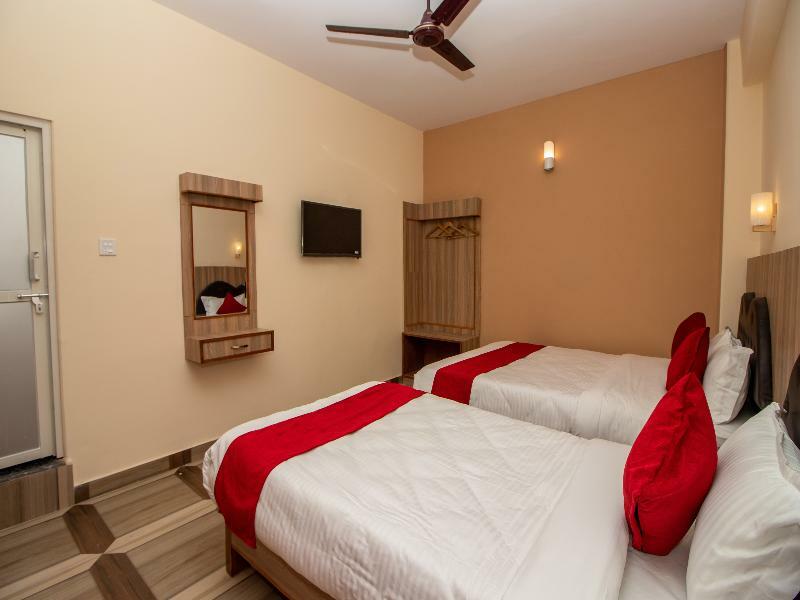 The Country Yard Hotel Pokhara Exterior photo