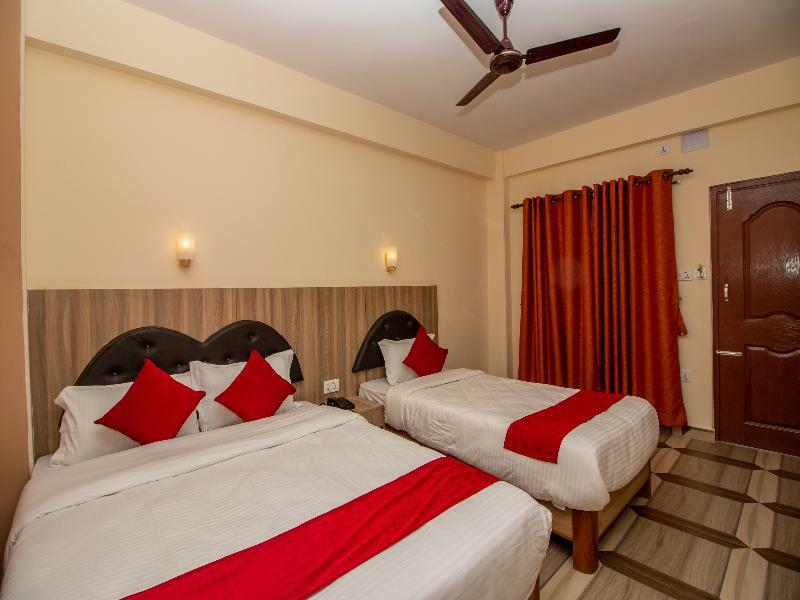 The Country Yard Hotel Pokhara Exterior photo