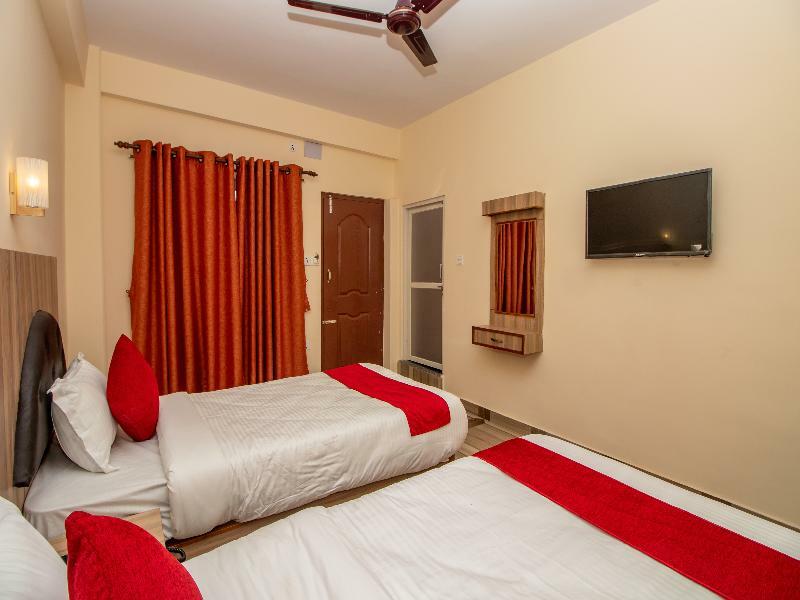 The Country Yard Hotel Pokhara Exterior photo